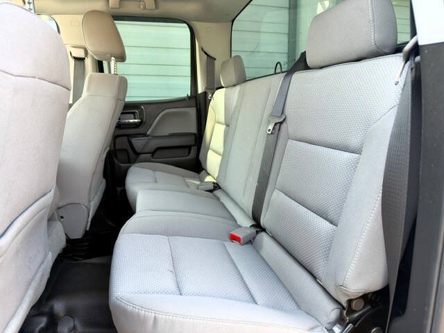 Used 2018 Chevrolet Silverado 3500 W/T w/ WT Fleet Convenience Package AWD/4WD image 11