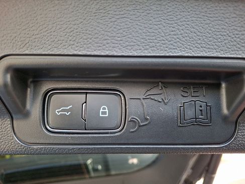 Certified 2023 Ford Explorer XLT w/ Equipment Group 202A image 30