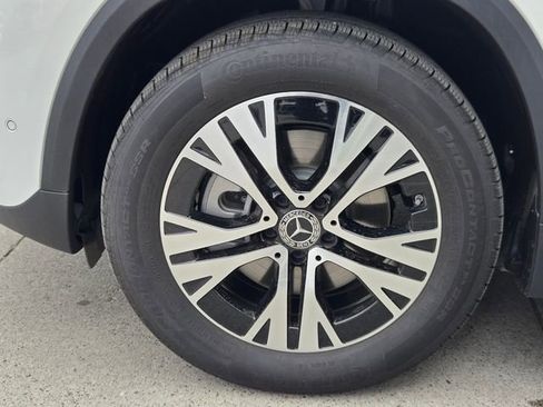 Certified 2025 Mercedes-Benz GLA 250 4MATIC image 8