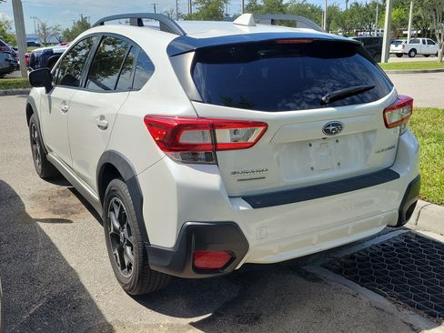 Used 2018 Subaru Crosstrek 2.0i Premium AWD/4WD image 4