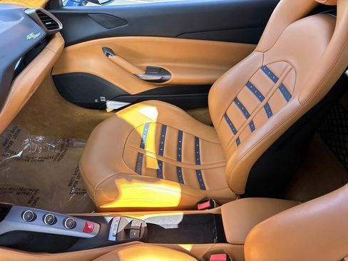 Used 2017 Ferrari 488 Spider image 52