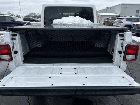 Used 2023 Jeep Gladiator Sport w/ Trailer Tow Package image 10