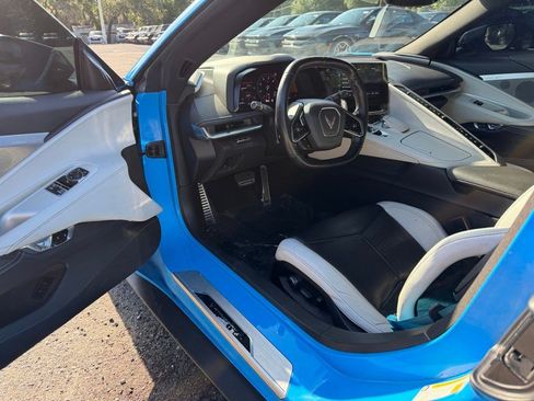 Used 2021 Chevrolet Corvette Stingray Preferred Cpe w/ Z51 Performance Package RWD image 24