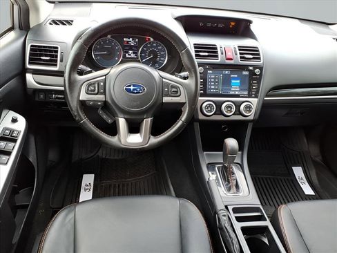 Used 2017 Subaru Crosstrek 2.0i Limited image 11