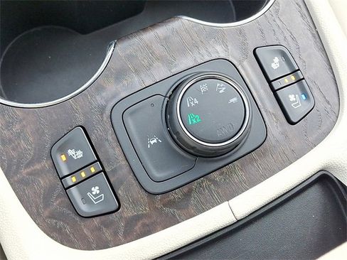 Used 2023 GMC Acadia Denali w/ Denali Ultimate Package image 24