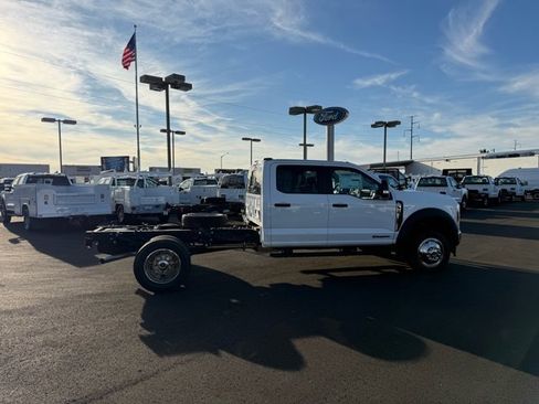 New 2025 Ford F550 4x4 Crew Cab Super Duty image 2