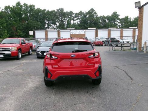 Used 2025 Subaru Crosstrek 2.5i Premium AWD/4WD image 7