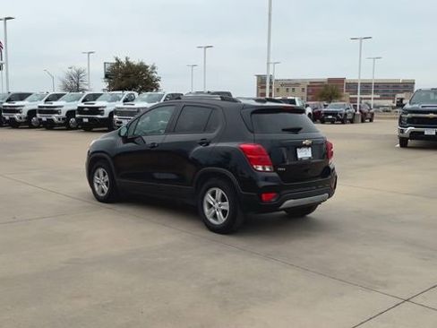 Used 2021 Chevrolet Trax LT image 6