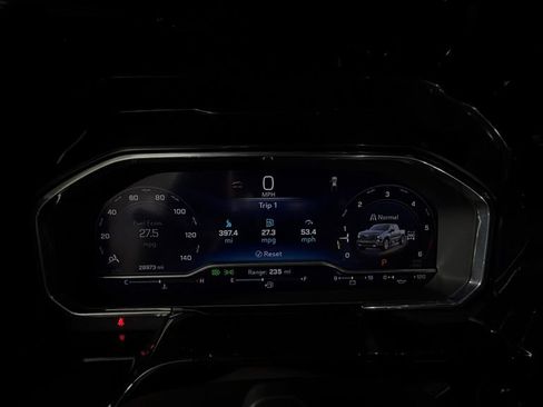 Certified 2025 Chevrolet Silverado 1500 High Country AWD/4WD image 20