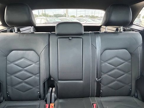 Certified 2024 Volkswagen Atlas Cross Sport SE w/ Panoramic Sunroof Package FWD image 13