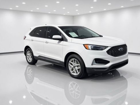 Used 2023 Ford Edge SEL AWD/4WD image 8