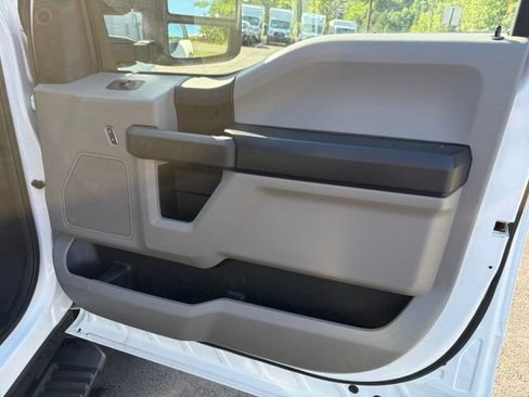 Used 2019 Ford F550 4x4 Regular Cab Super Duty image 20