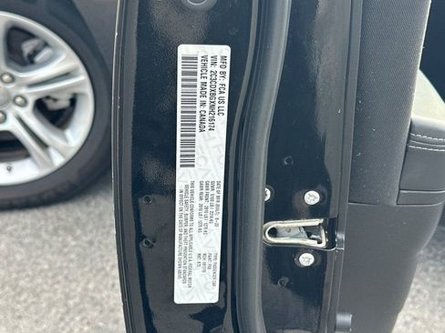 Used 2022 Dodge Charger SXT image 33