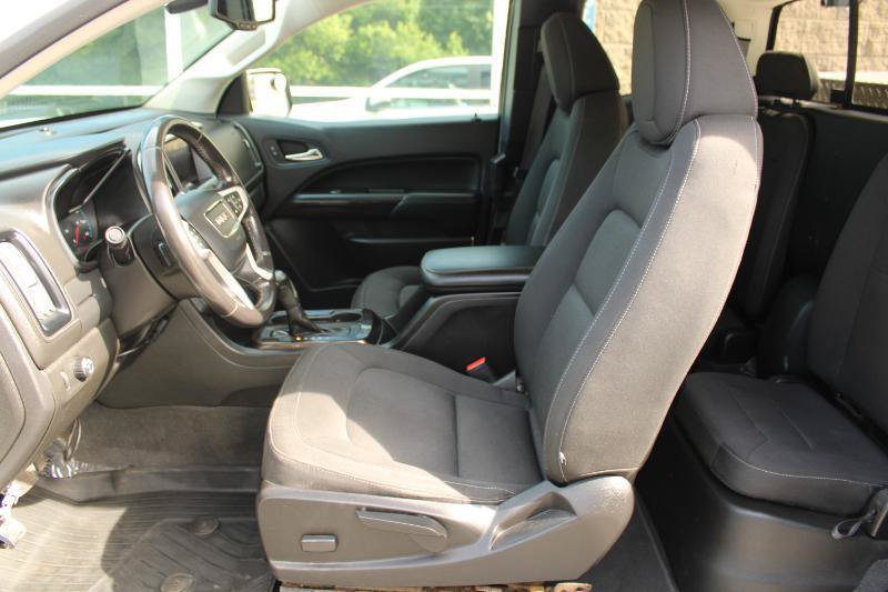 Used 2020 GMC Canyon SLE w/ Driver Alert Package RWD image 11