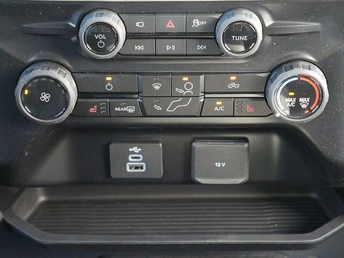 New 2026 Ford F350 XLT w/ XLT Premium Package AWD/4WD image 21