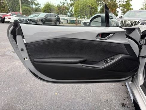 Used 2026 MAZDA MX-5 Miata RF Club RWD image 7