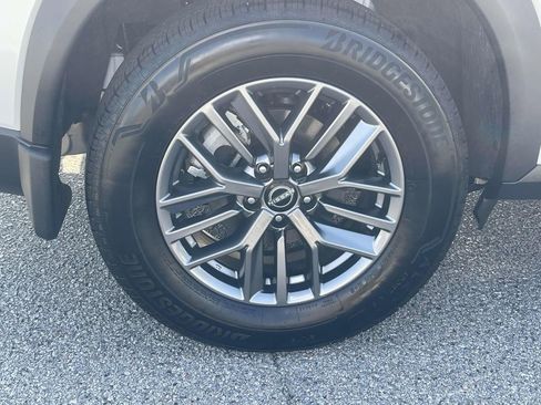 Used 2025 Nissan Rogue S image 7