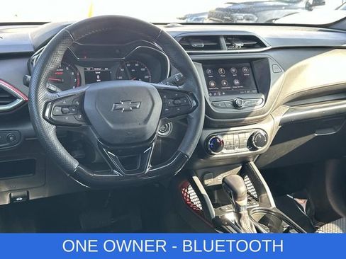 Used 2023 Chevrolet TrailBlazer RS image 2