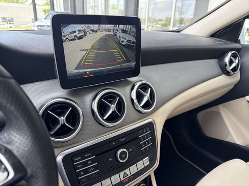 Certified 2018 Mercedes-Benz GLA 250 image 9
