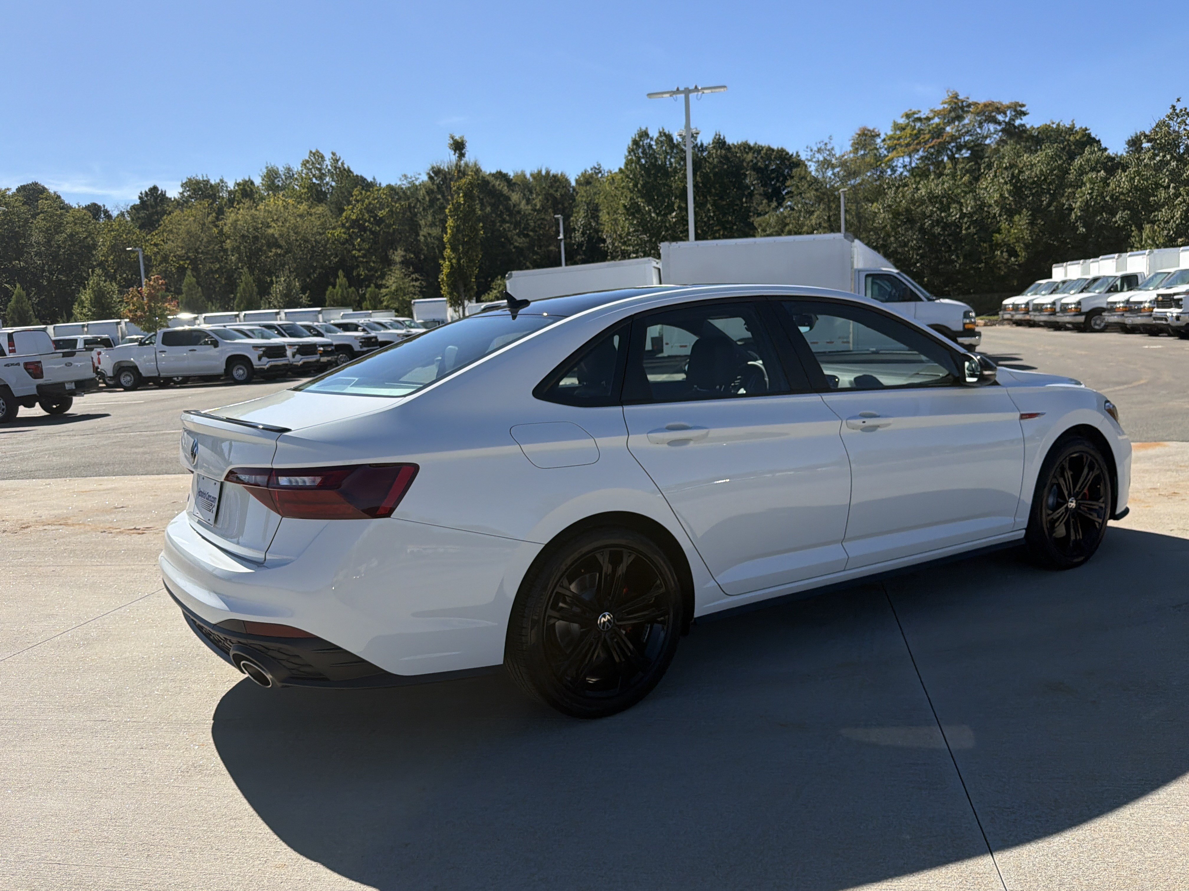 Used 2022 Volkswagen Jetta GLI Autobahn FWD image 24