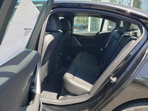 New 2027 BMW 530i xDrive w/ Premium Package AWD/4WD image 11
