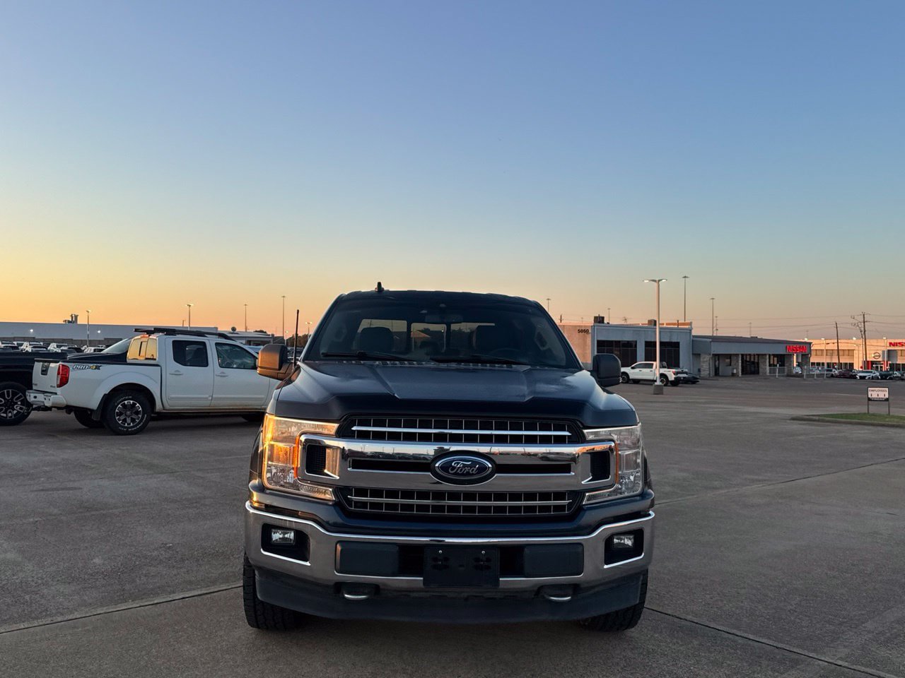 Used 2019 Ford F150 XLT w/ Equipment Group 302A Luxury AWD/4WD image 6