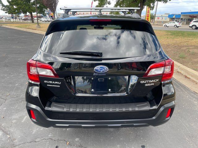 Used 2019 Subaru Outback 3.6R Touring AWD/4WD image 5