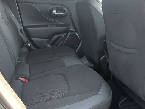 Used 2020 Jeep Renegade Altitude image 21