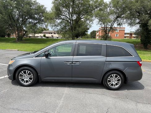 Used 2013 Honda Odyssey EX image 8