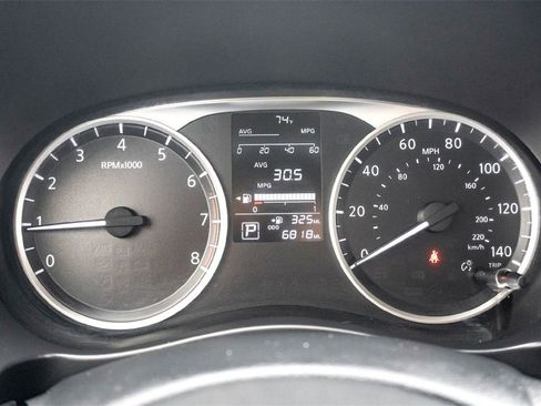 Used 2025 Nissan Kicks Play S image 22