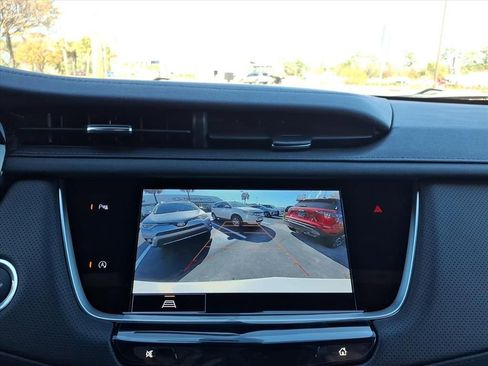 New 2026 Cadillac XT5 Luxury image 18