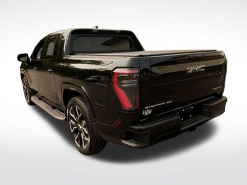 New 2025 GMC Sierra EV Denali image 9