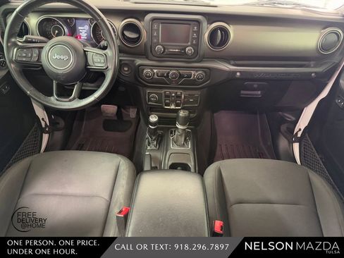 Used 2019 Jeep Wrangler Unlimited Sport S AWD/4WD image 37