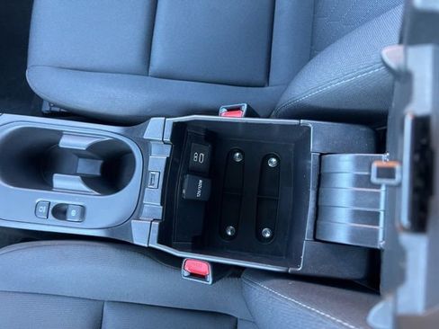 Used 2024 Toyota Corolla LE image 17