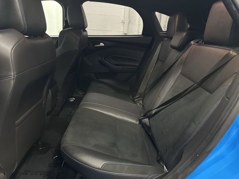 Used 2016 Ford Focus RS image 22