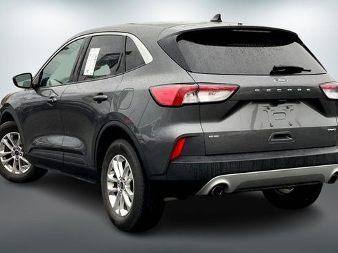 Used 2022 Ford Escape SE w/ Convenience Package image 10