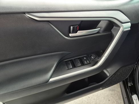 Certified 2025 Toyota RAV4 XLE Premium FWD image 8