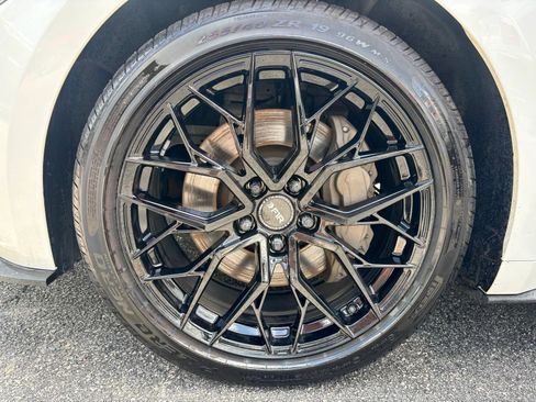Used 2017 Ford Mustang GT Premium w/ Equipment Group 401A RWD image 11