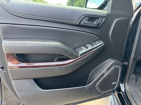 Used 2018 GMC Yukon SLE w/ SLE Value Package image 10