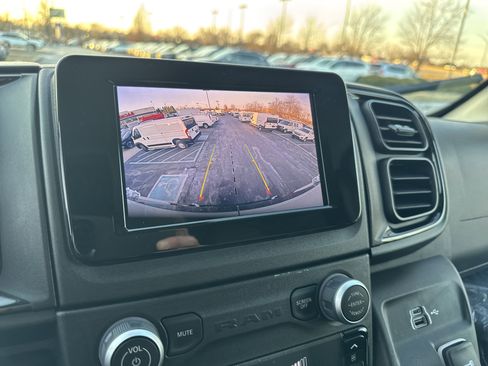 Used 2024 RAM ProMaster 2500 image 30