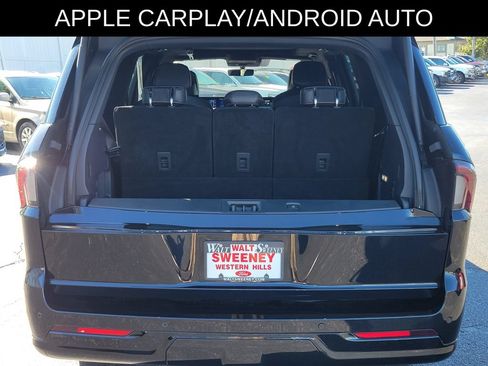 Used 2025 Lincoln Navigator Black Label AWD/4WD image 7