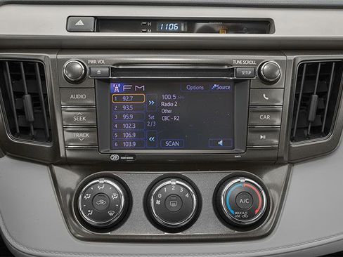 Used 2013 Toyota RAV4 XLE image 7