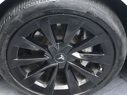 Used 2023 Tesla Model 3 Standard Range image 40