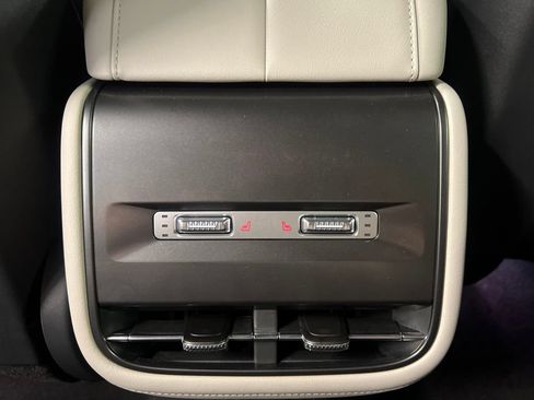 Used 2026 Lincoln Nautilus Reserve AWD/4WD image 29