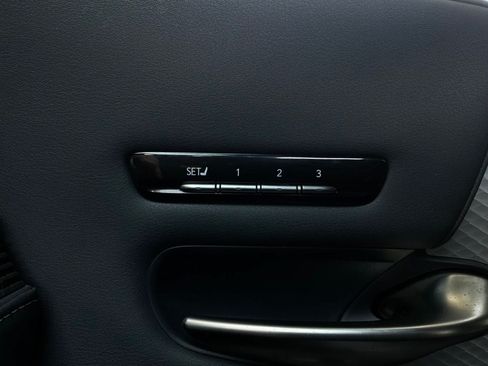 Used 2023 Lexus LS 500 F Sport w/ Cold Weather Package (CK) RWD image 29