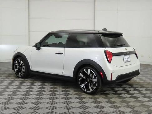 Used 2026 MINI Cooper 2-Door Hardtop image 7
