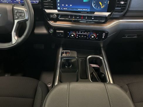 Used 2023 Chevrolet Silverado 1500 RST w/ Convenience Package II AWD/4WD image 10
