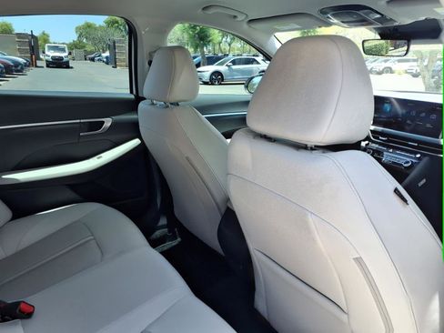 Used 2025 Hyundai Sonata SE image 8