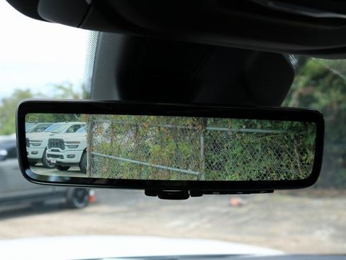 New 2025 Jeep Grand Cherokee Limited w/ Luxury Tech Group II image 25