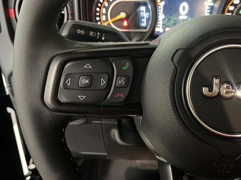 New 2026 Jeep Wrangler Unlimited Rubicon image 18